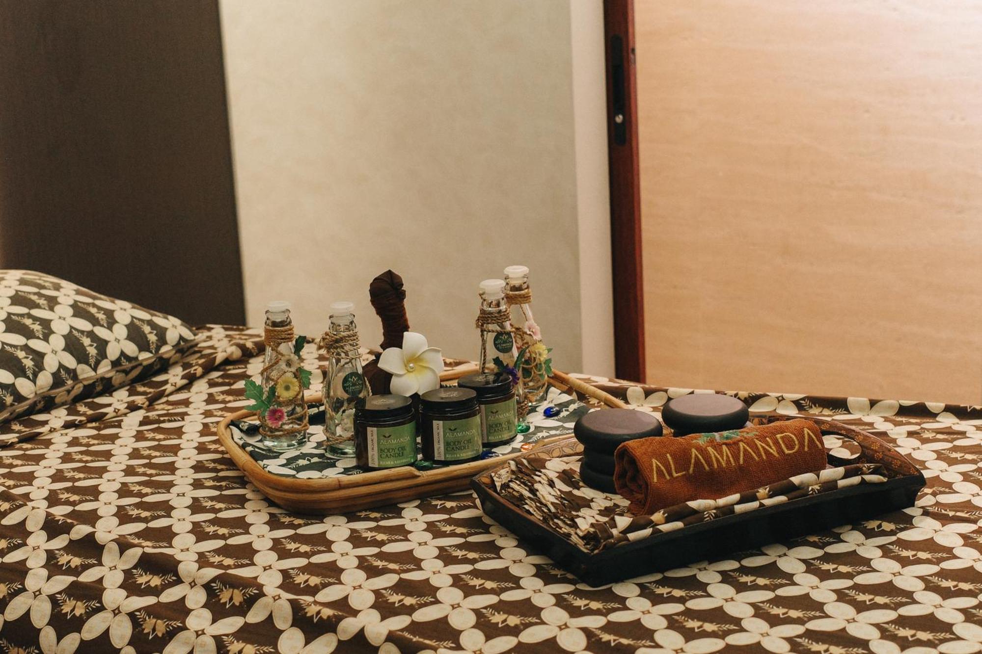 Batam Harbour Boutique Hotel & Spa Нагоя Екстериор снимка