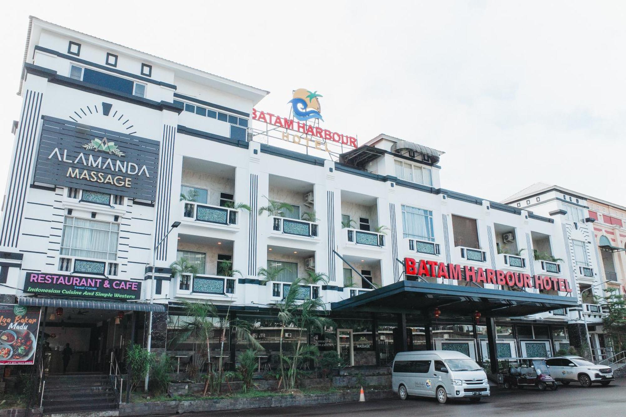 Batam Harbour Boutique Hotel & Spa Нагоя Екстериор снимка