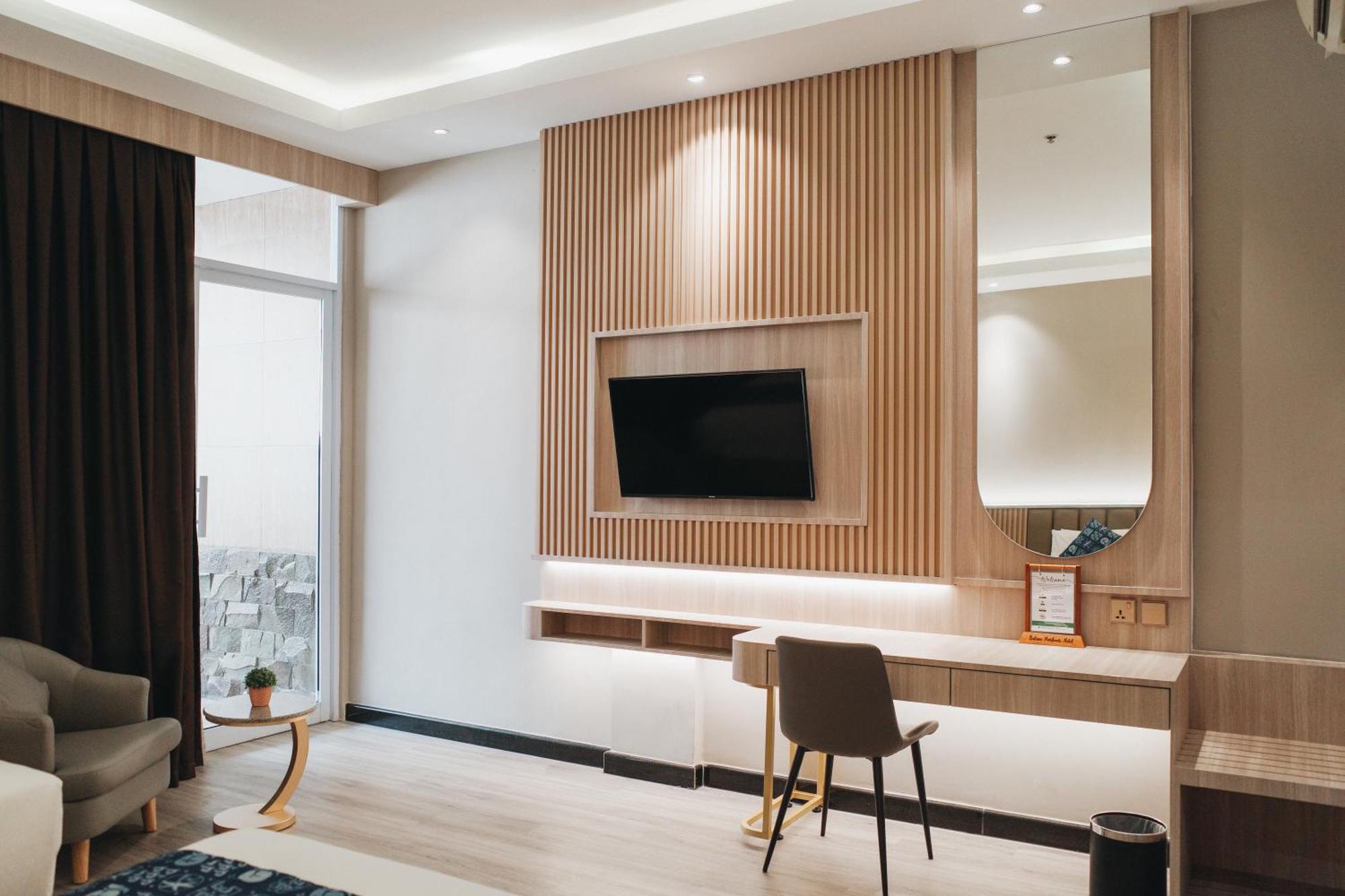 Batam Harbour Boutique Hotel & Spa Нагоя Стая снимка